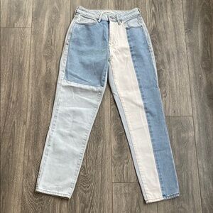 PacSun -High Rise Straight Leg Mom Jeans in  Colorblock White/Light Wash-Size 23